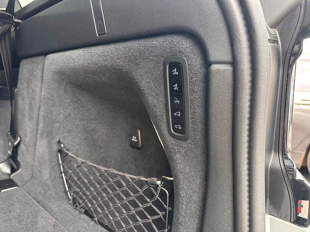 Volvo EX90