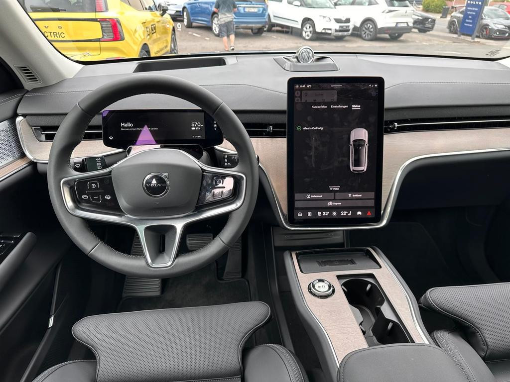 Volvo EX90