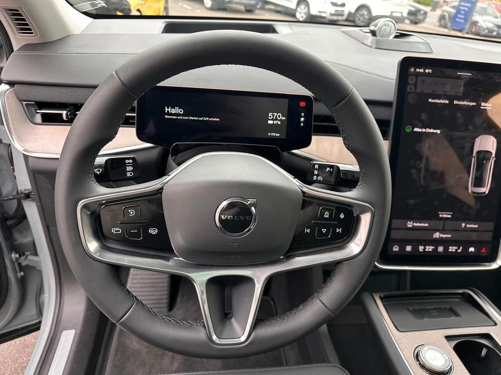 Volvo EX90