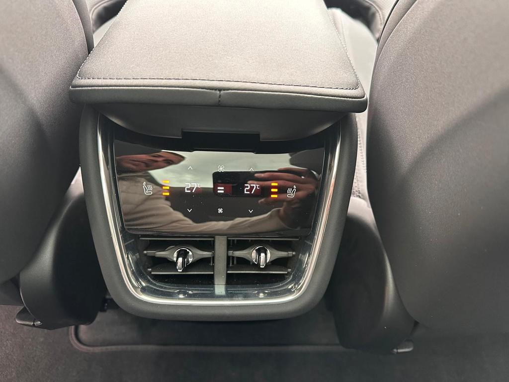 Volvo EX90