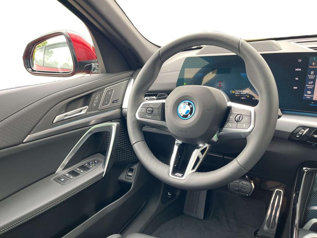 BMW iX2