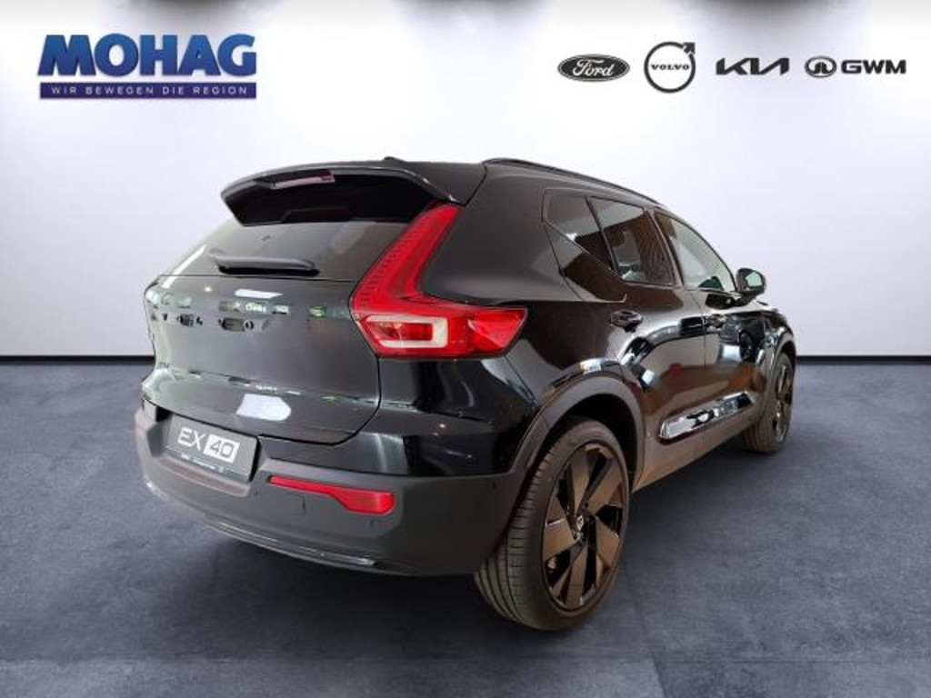 Volvo EX40