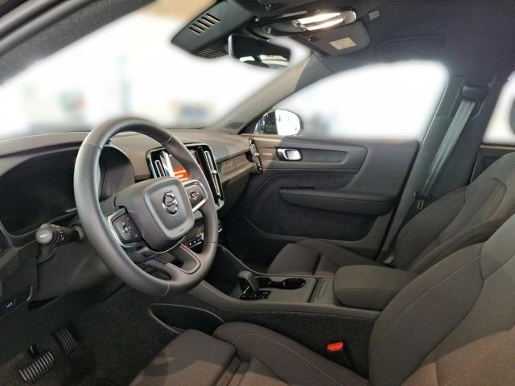 Volvo EX40