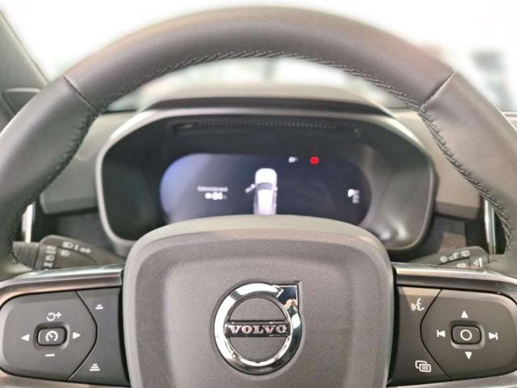 Volvo EX40