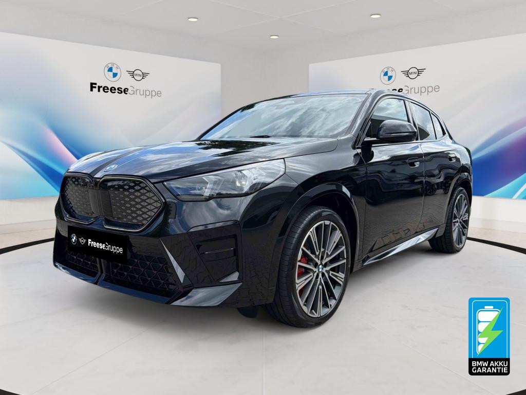 BMW iX2 xDrive30