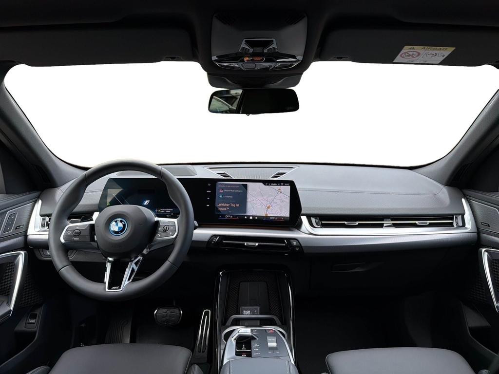 BMW iX2