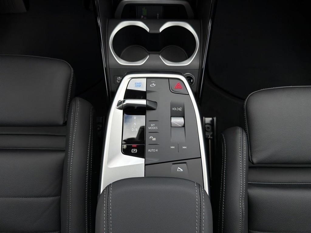 BMW iX2
