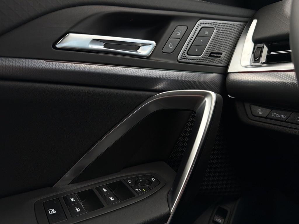 BMW iX2