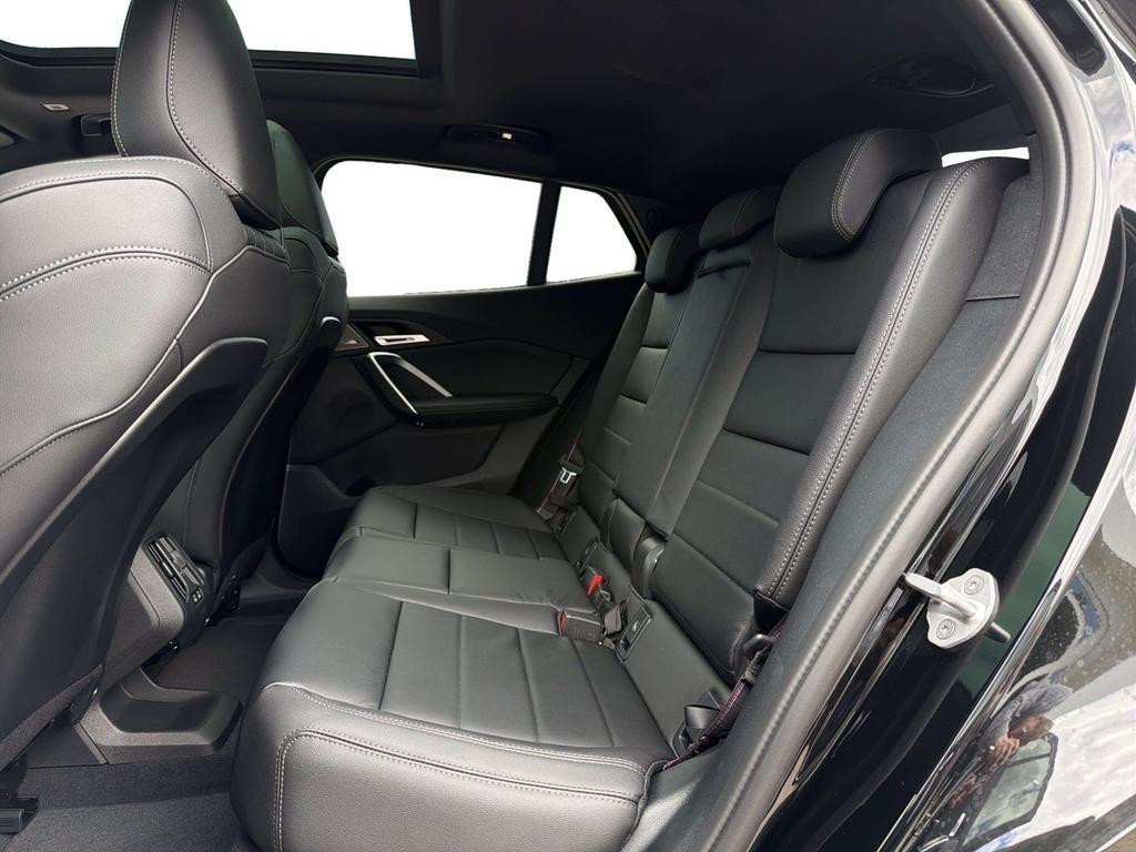 BMW iX2