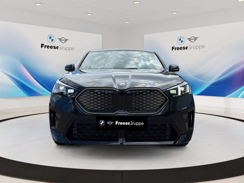 BMW iX2