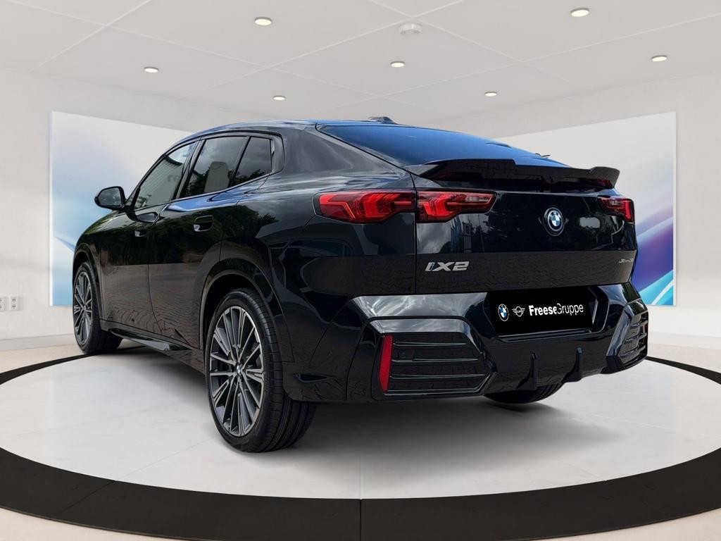 BMW iX2