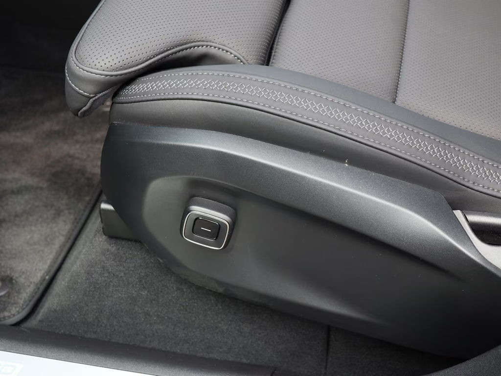 Volvo EX90