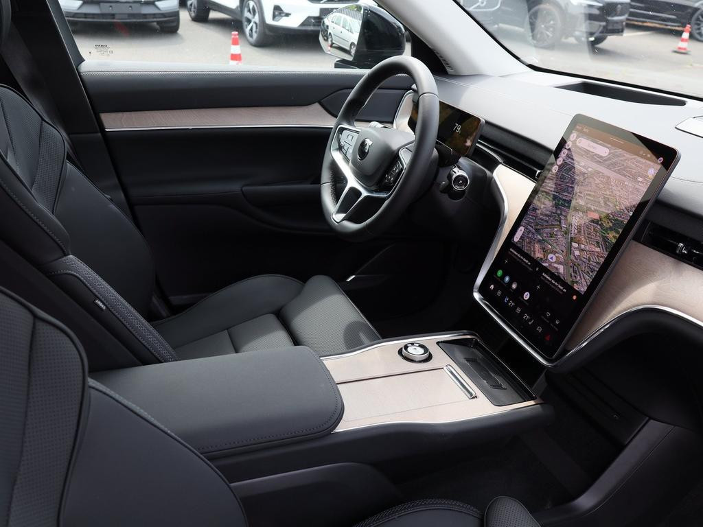 Volvo EX90