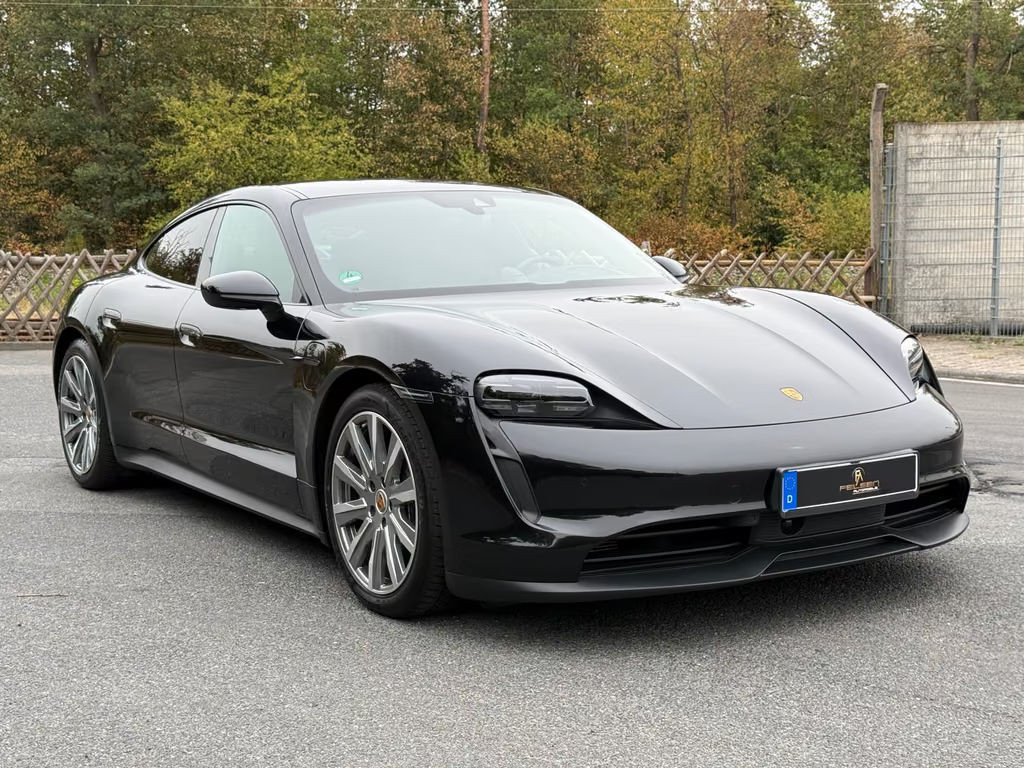 Porsche Taycan Performance Plus