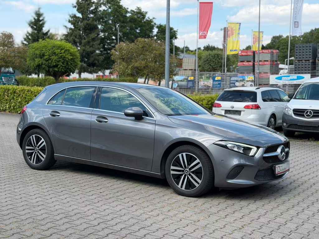 Mercedes-Benz A-Klasse A 220 4MATIC