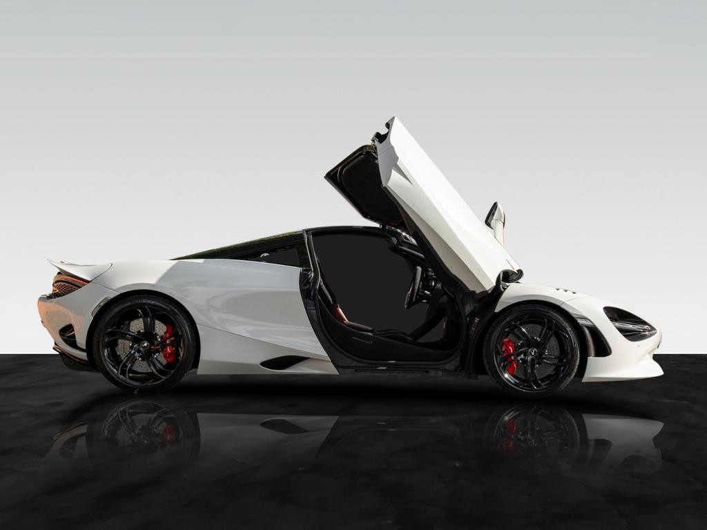 McLaren 750S