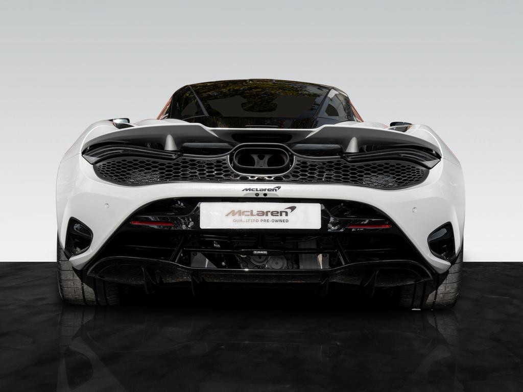 McLaren 750S