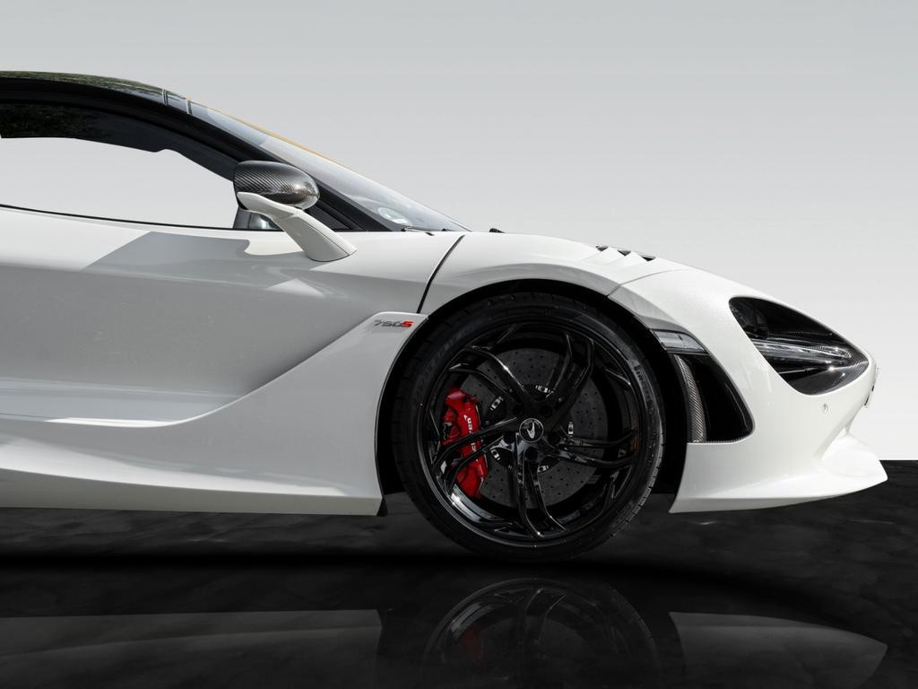 McLaren 750S