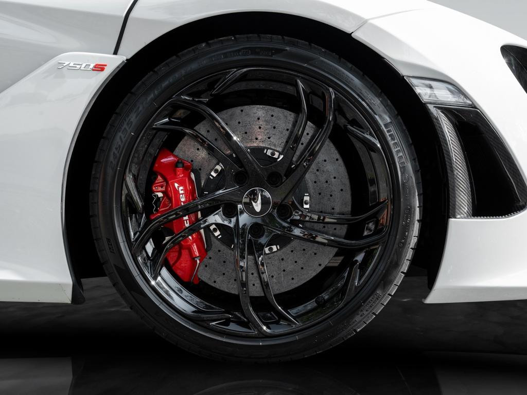 McLaren 750S