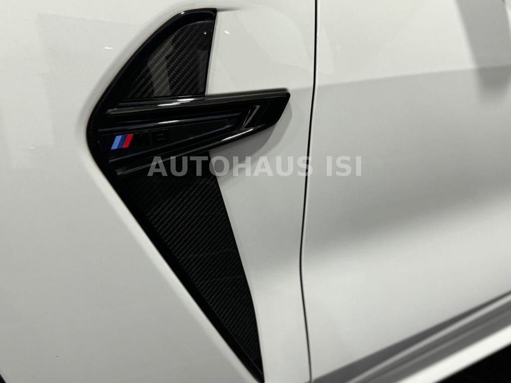 BMW M8