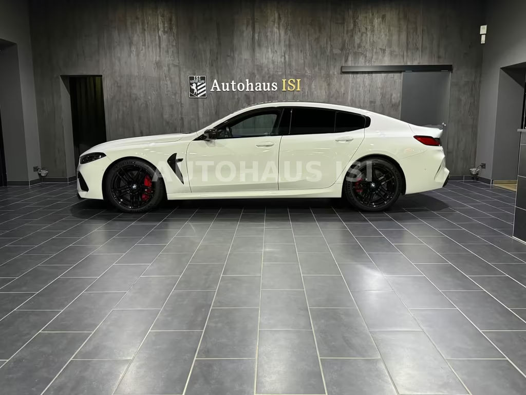 BMW M8