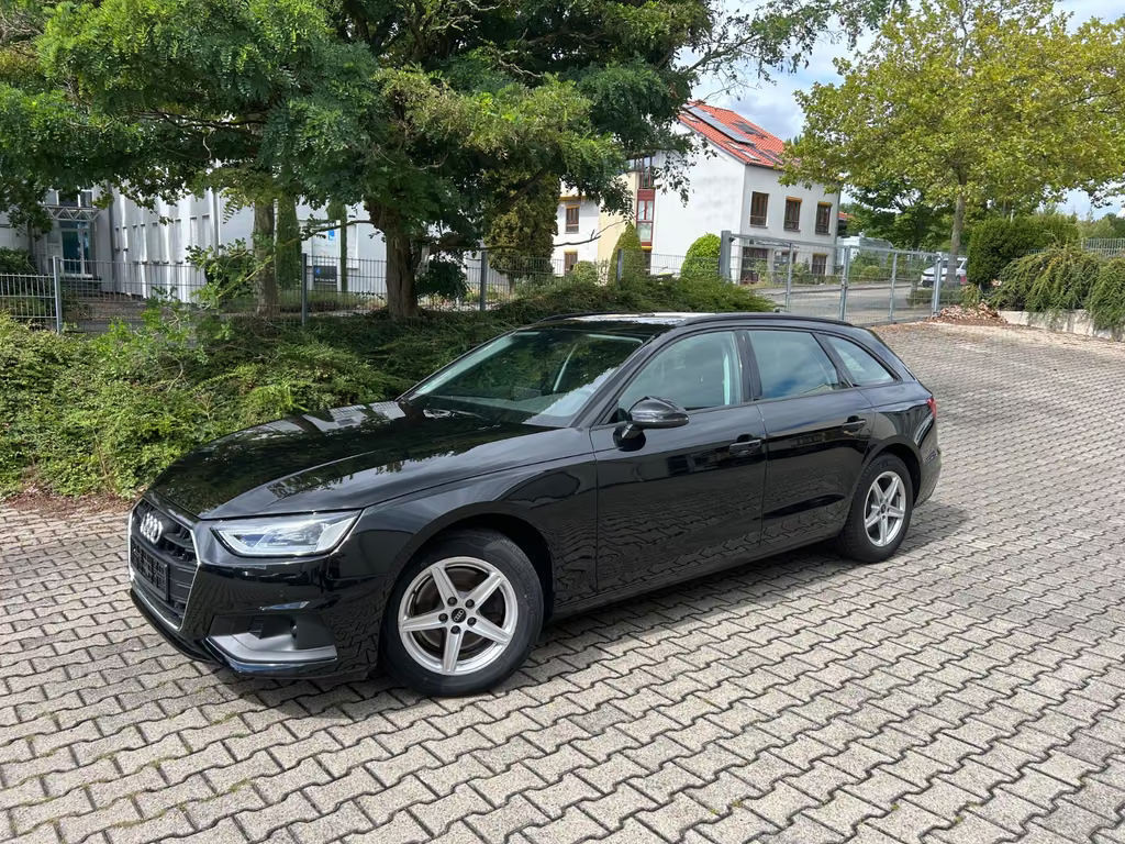 Audi A4 Avant 35 TFSI