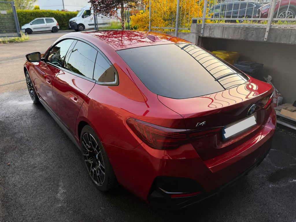 BMW i4