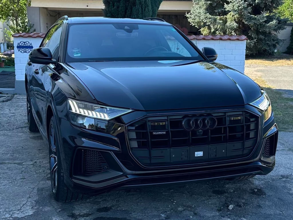 Audi Q8