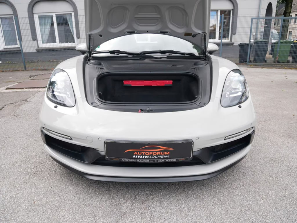 Porsche Cayman