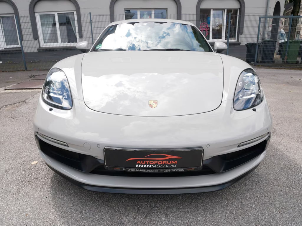 Porsche Cayman