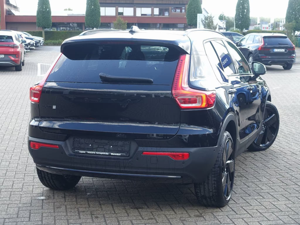 Volvo EX40