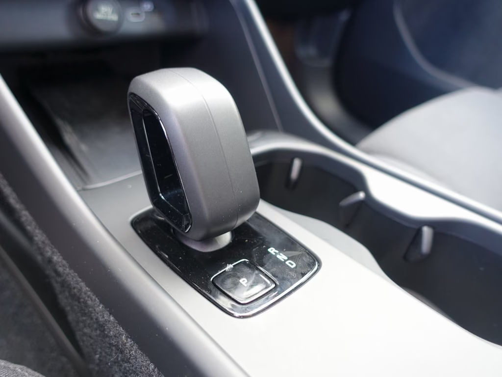 Volvo EX40