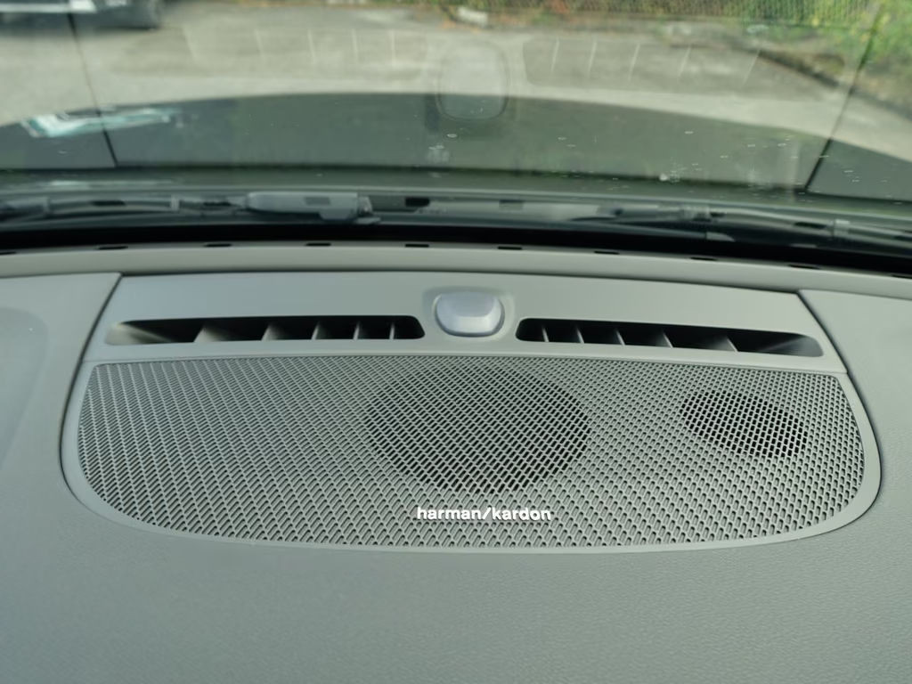 Volvo EX40