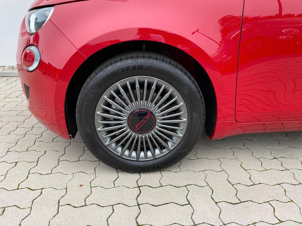 Fiat 500e