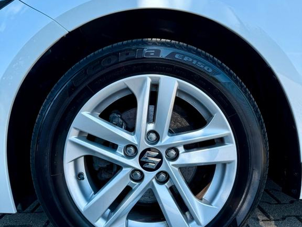 Suzuki Swace