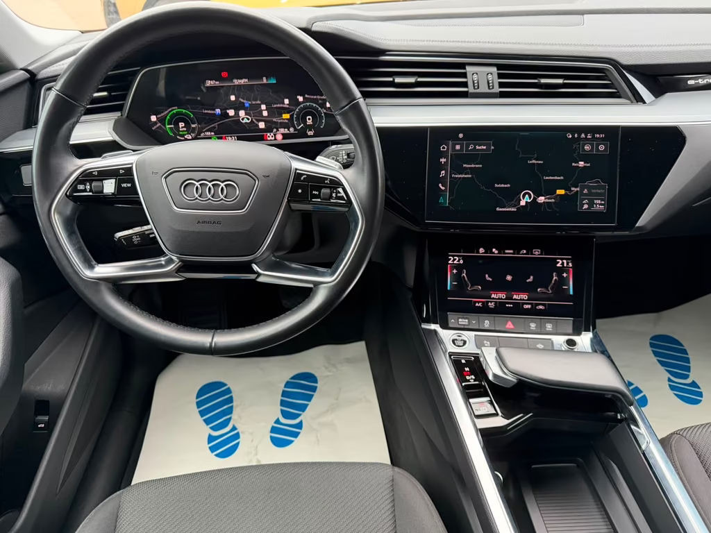 Audi e-tron
