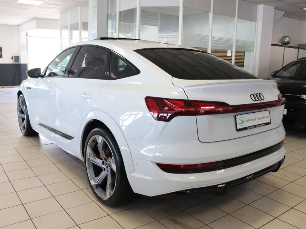 Audi e-tron