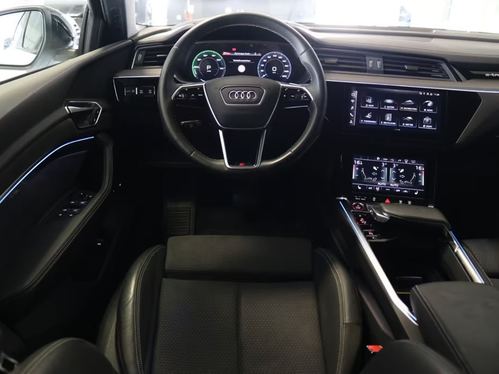 Audi e-tron
