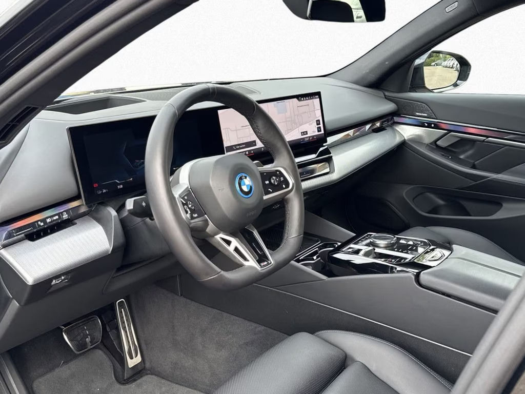 BMW i5