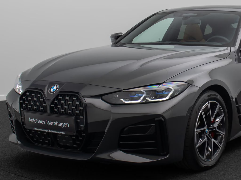 BMW M440