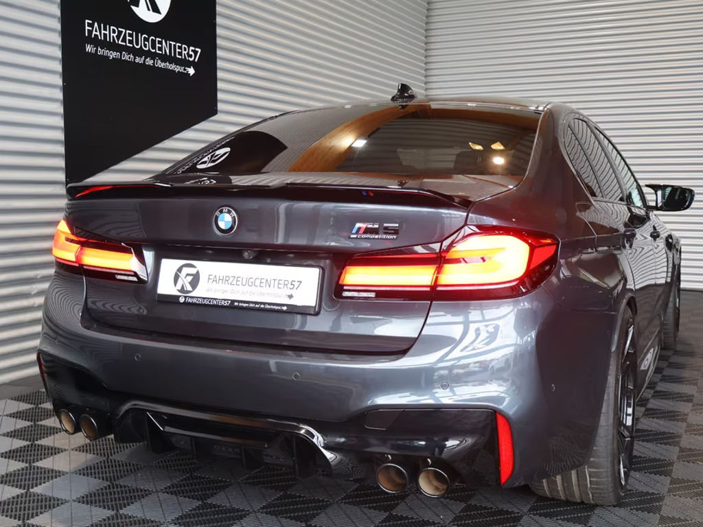 BMW M5