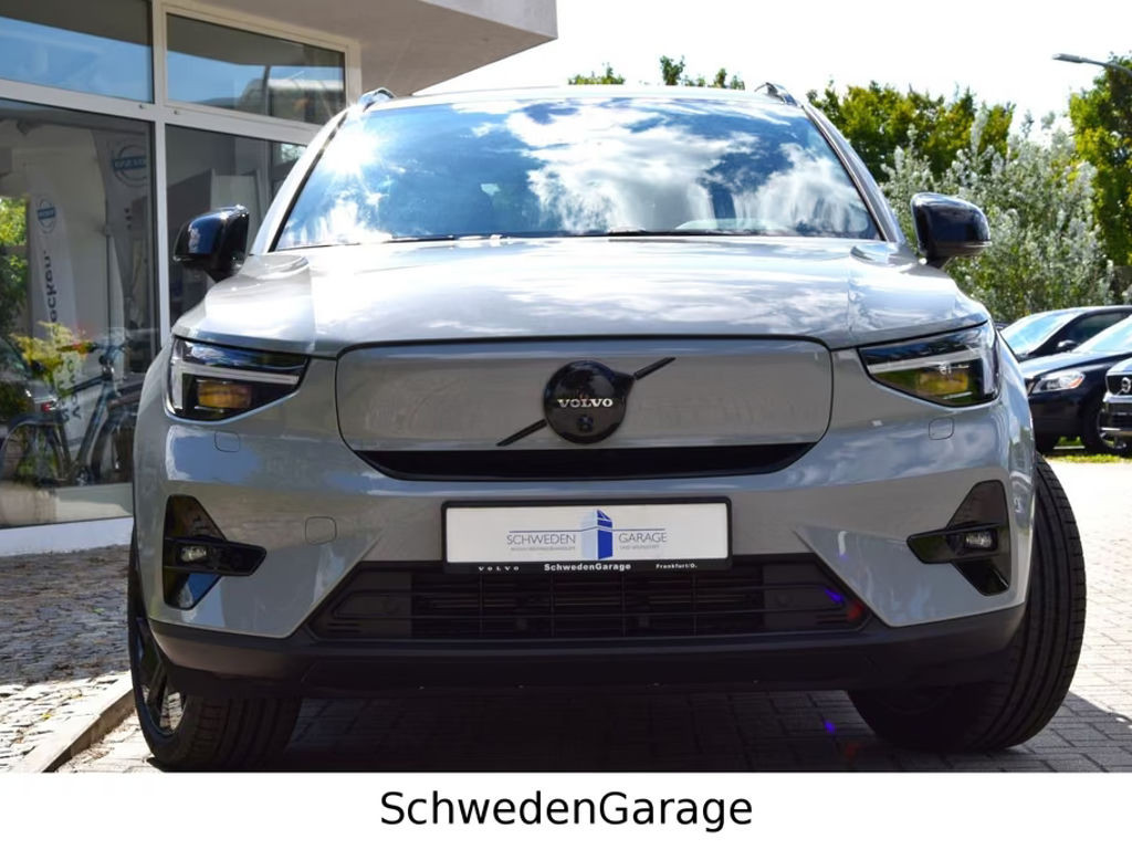 Volvo EX40