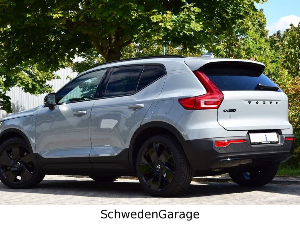 Volvo EX40
