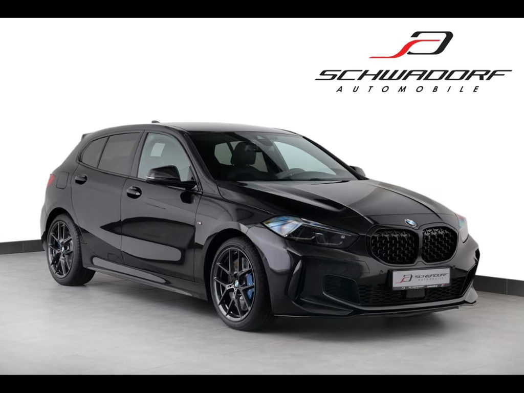 BMW 1 Serie 135 xDrive Sedan 135i