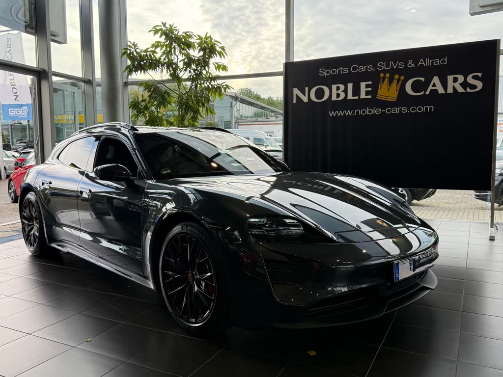 Porsche Taycan GTS Sport Turismo