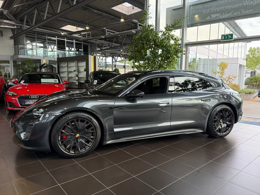Porsche Taycan