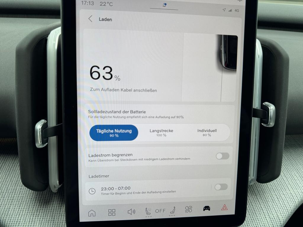 Volvo EX30