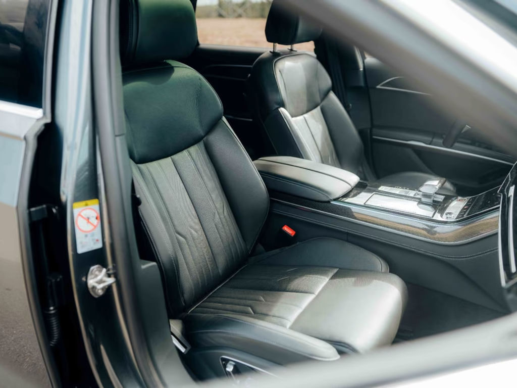 Audi S8