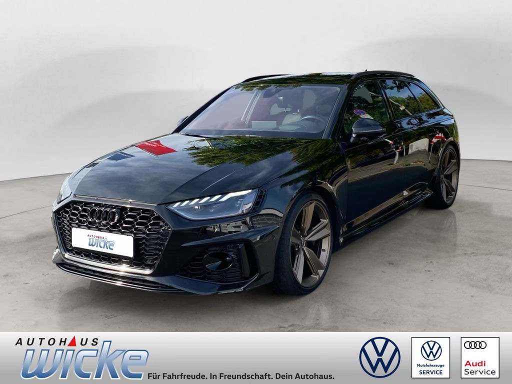 Audi RS4 Avant Quattro