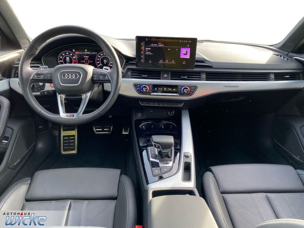 Audi RS4